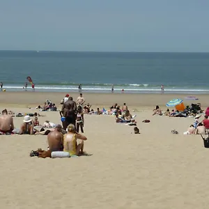 https://vanden-broeck.ostend-hotel.net