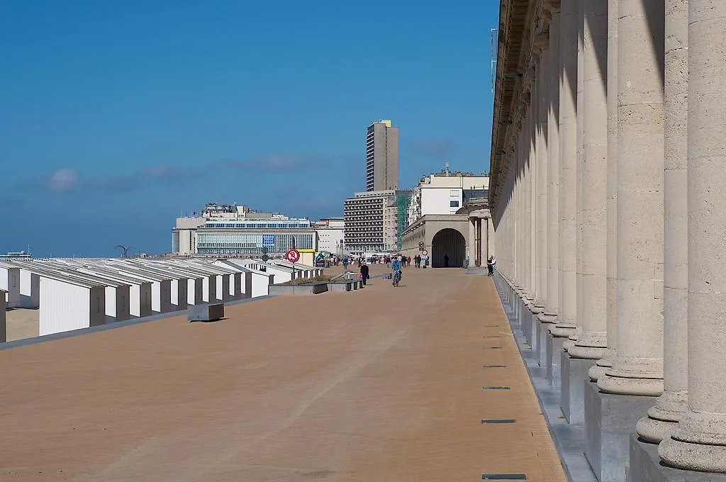 Thermae Palace Hotel Ostend 4*,